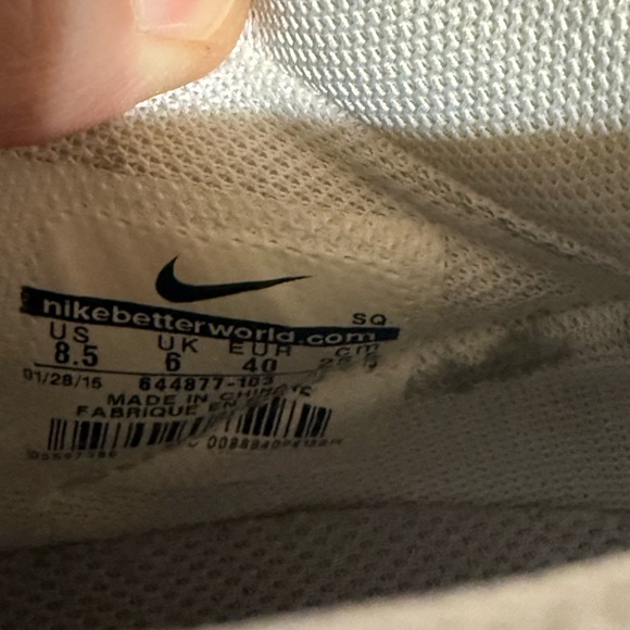 Nike Dunk High White High-Top Sneakers - Picture 6 of 6